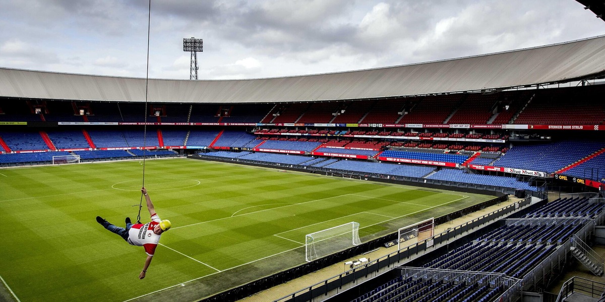 Dieci curiosità sul "De Kuip", lo stadio più incredibile d'Olanda