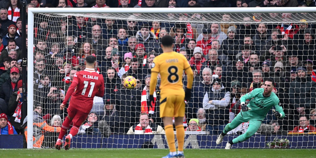 Premier League, il Liverpool supera il Wolverhampton e vola a +7. United ko