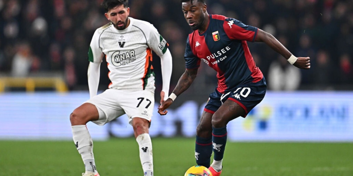 Il Genoa supera il Venezia. Lazio, lesione all'adduttore per Castellanos