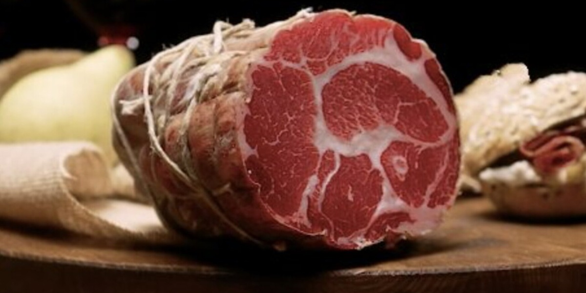 Donna mangia insaccato e muore: era contaminato da Listeria. Cosa è e quanto è pericoloso