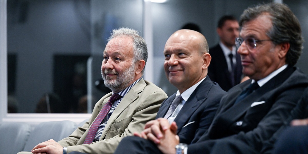 Juve: più cessioni, meno stipendi e il nodo sponsor