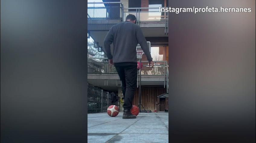 Hernanes, canestro con...un colpo da maestro!