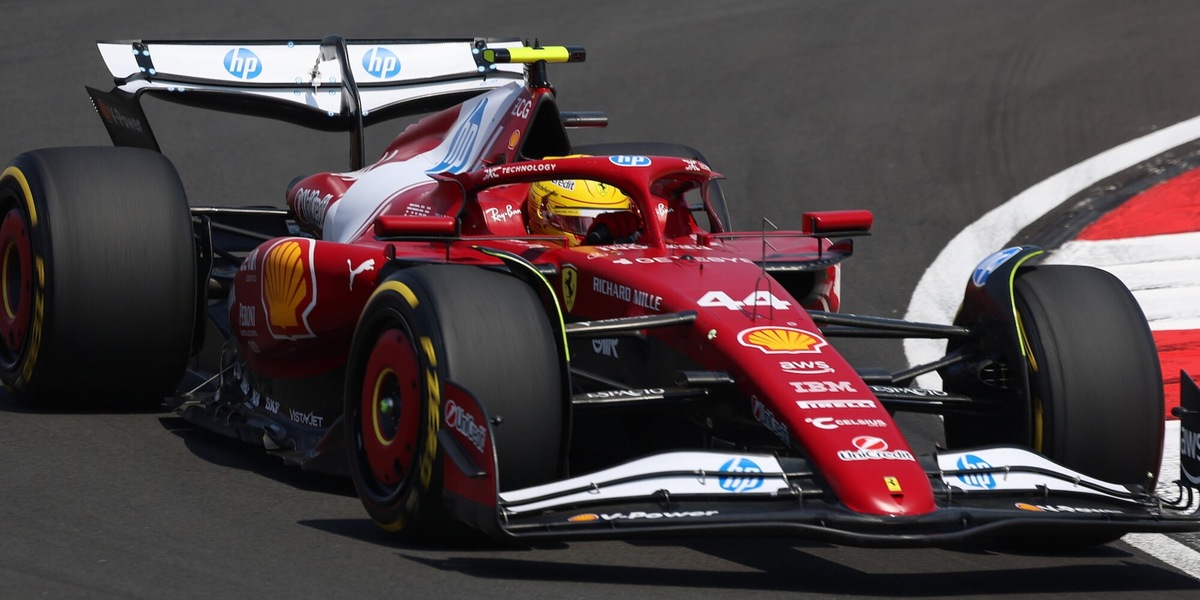 Qualifiche Gp Cina: Hamilton quinto, Leclerc sesto. Pole Piastri