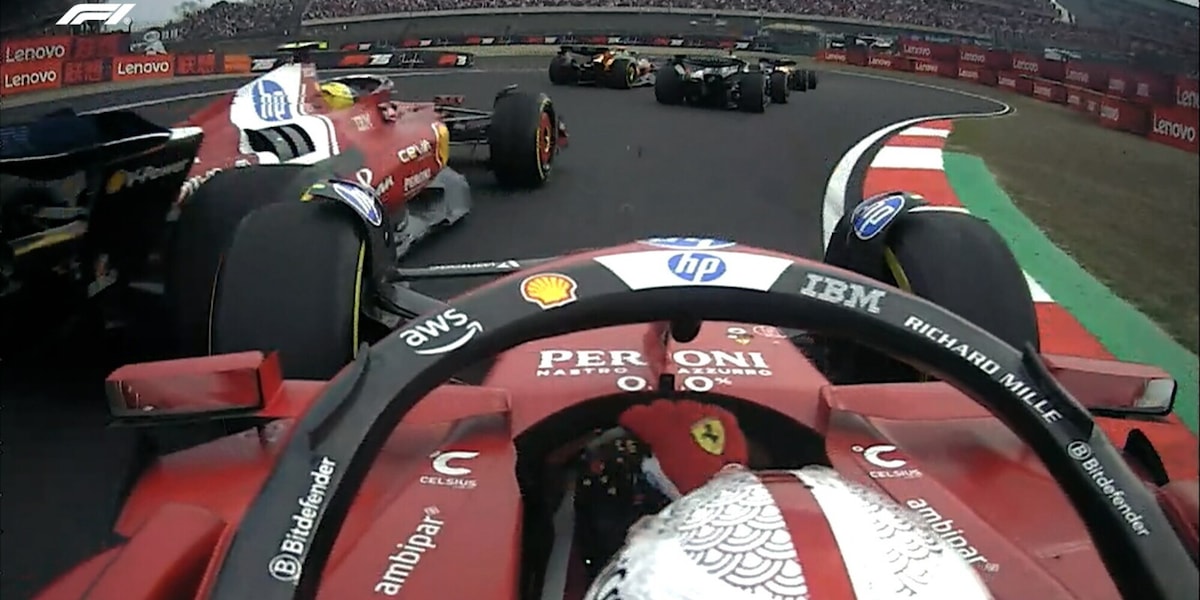 Hamilton e Leclerc, scontro al via per le Ferrari in Cina: che brividi in partenza