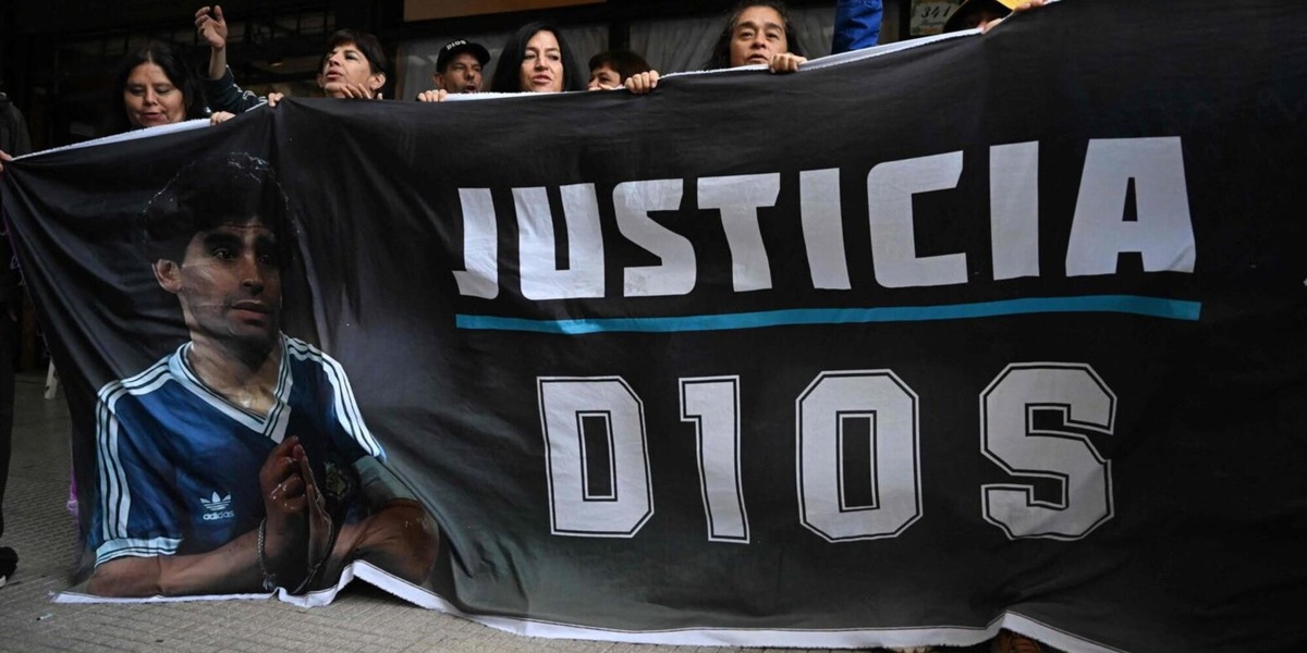 Processo Maradona, l'ex guardia del corpo arrestata per falsa testimonianza