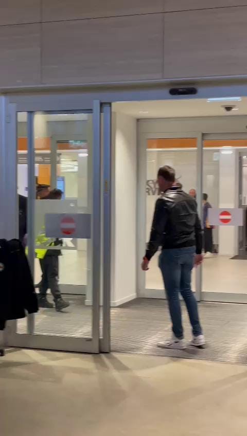 Dybala e le immagini in stampelle che commuovono i romanisti