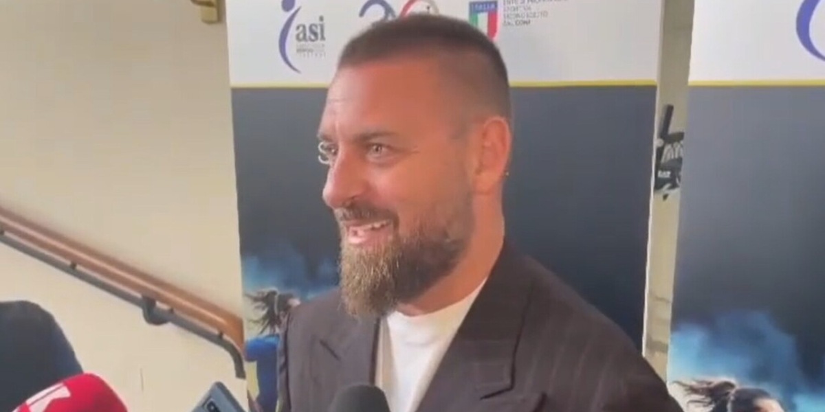 De Rossi e l'amore per la Roma: "Stasera vedrò la partita". Poi parla del futuro