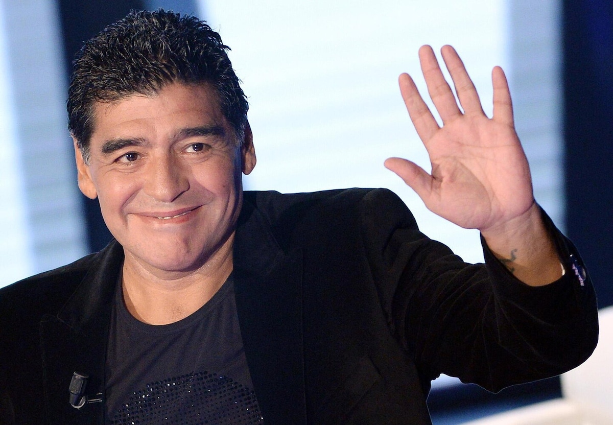Maradona e la frase svelata alle sorelle in punto di morte: impossibile non commuoversi