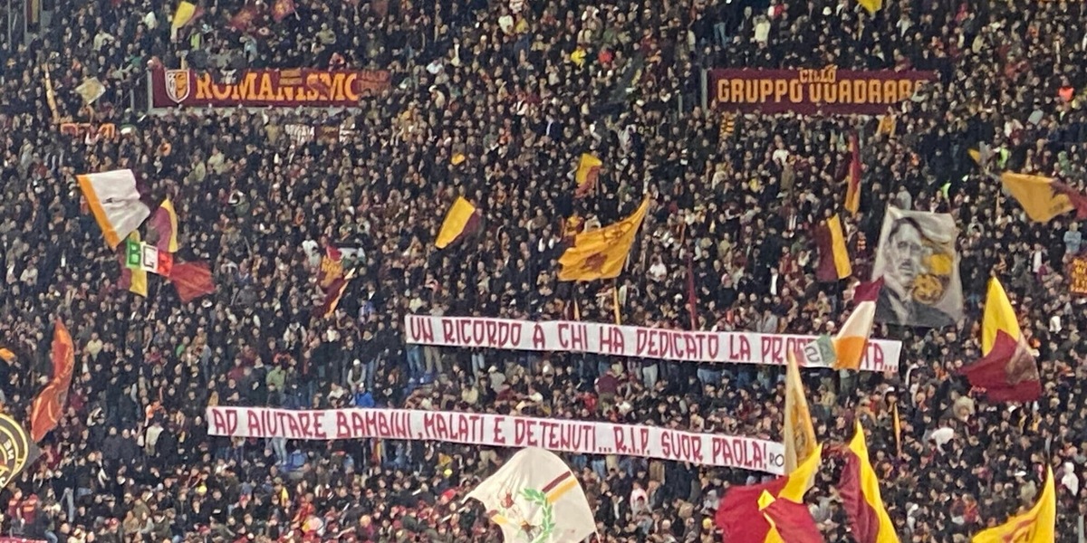 Suor Paola, il ricordo della curva della Roma è bellissimo: il testo dello striscione