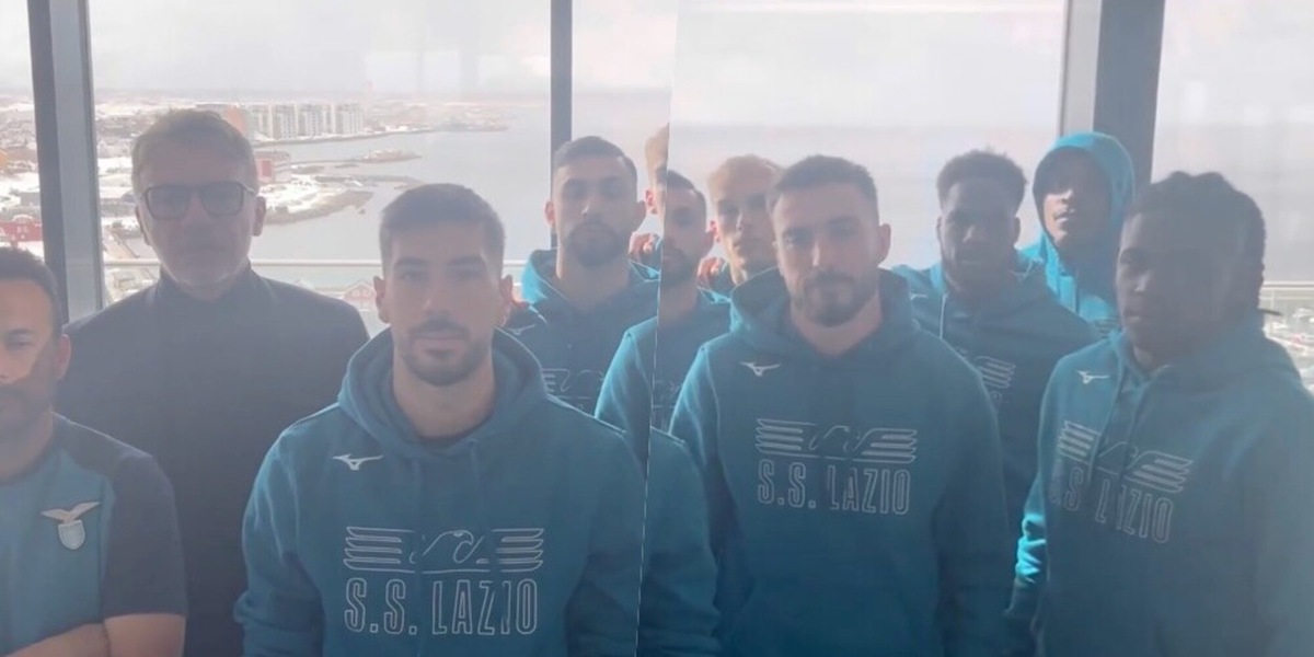 La Lazio si schiera con l’arbitro aggredito: “La violenza non deve mai esistere”