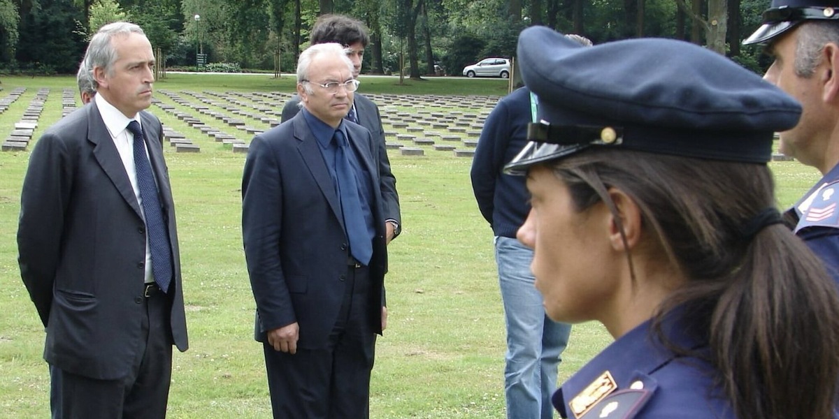 Abete Cavaliere di Gran Croce: il Presidente della Fondazione Omri Tagliente si congratula