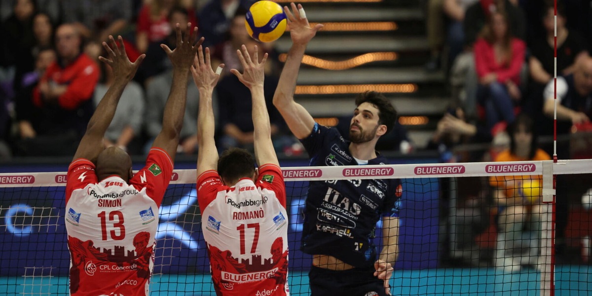 Play Off: Trento vince a Piacenza al tie break e va 2-0