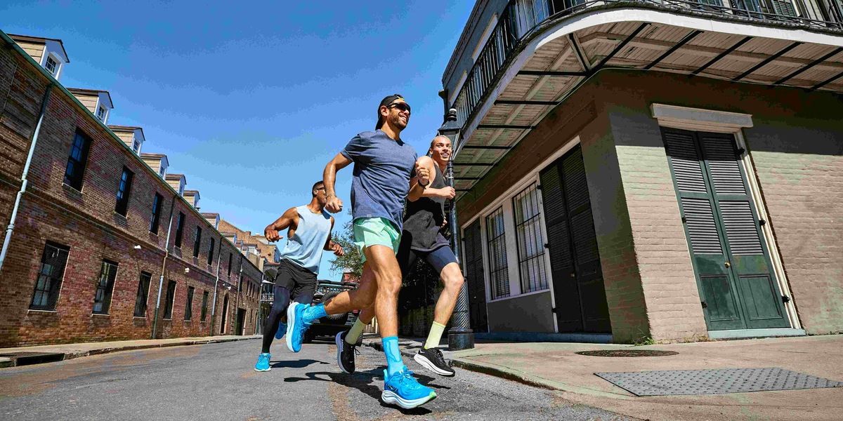 HOKA Clifton 10, prestazioni all'insegna di un'ammortizzazione ultraleggera