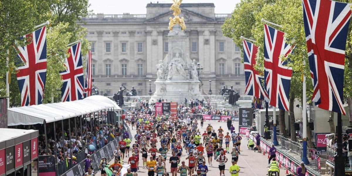 Maratona di Londra è la più grande del mondo. Sorpassata New York Marathon