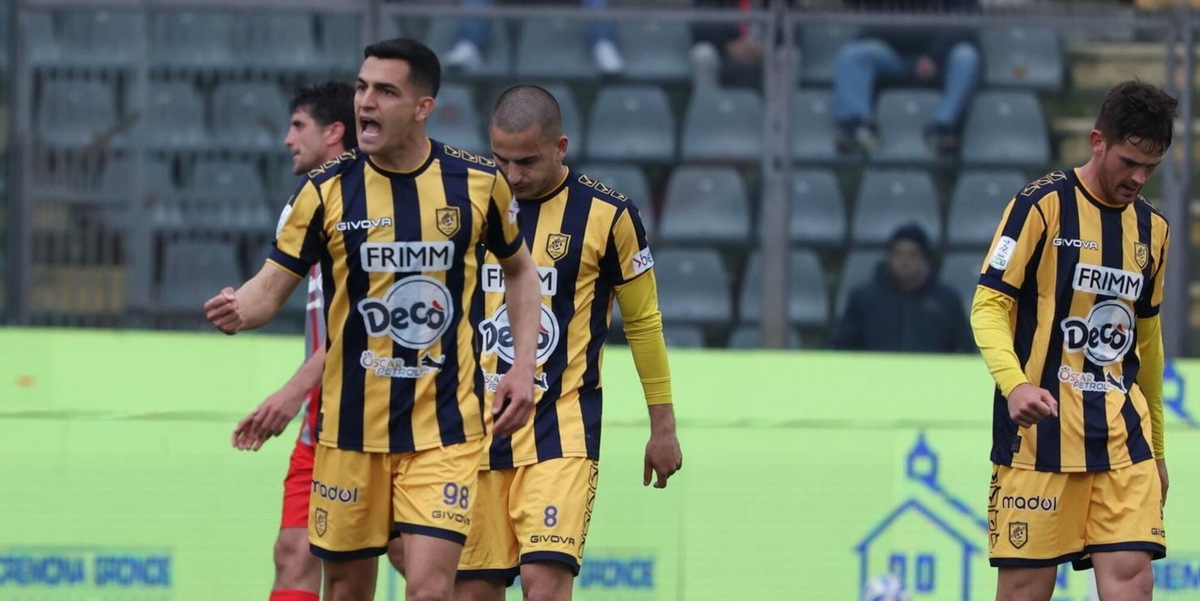 Serie B, Juve Stabia-Catanzaro: il pronostico della sfida playoff