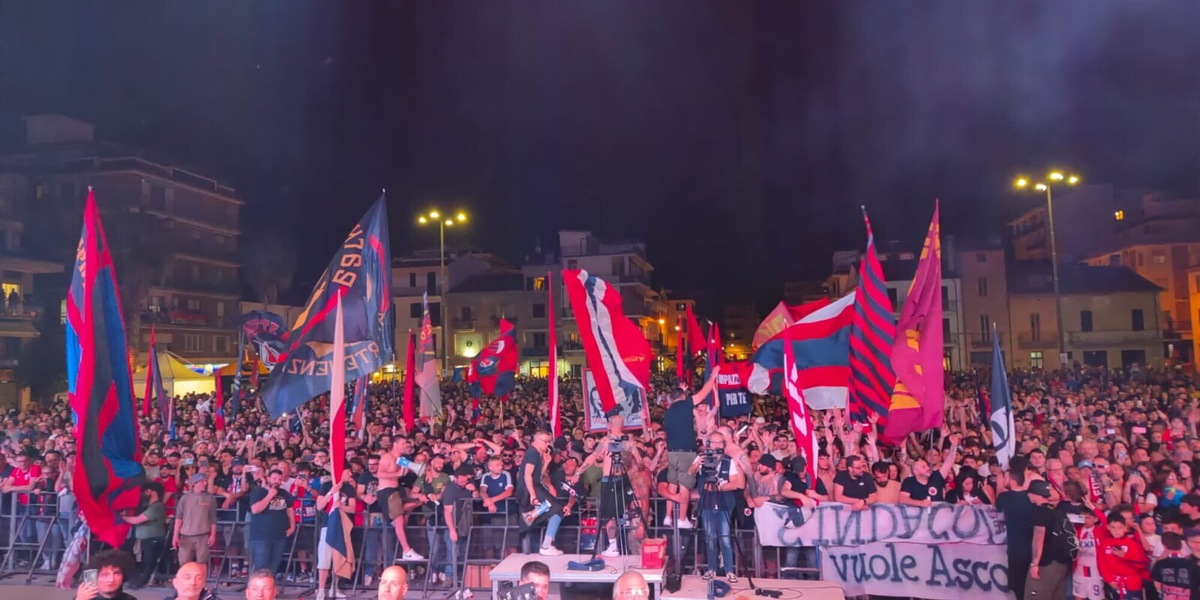 Grande festa per la Samb