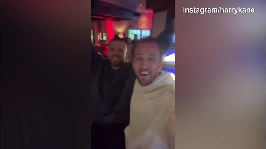 Bayern Monaco, Kane festeggia il primo trofeo della carriera