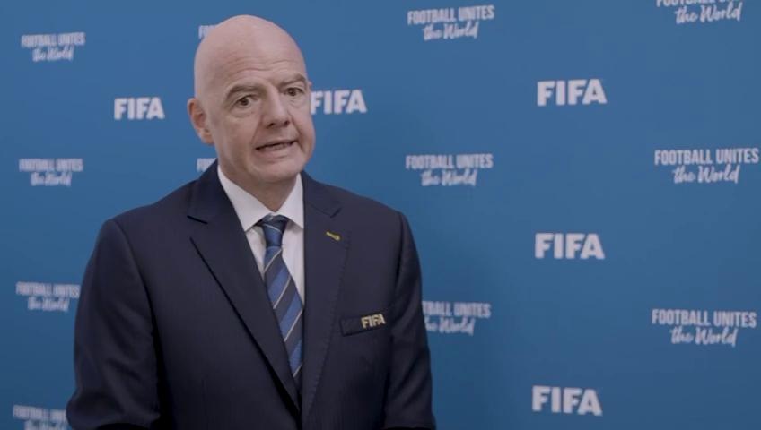 Infantino prosegue la guerra alla discriminazione e al razzismo nel calcio
