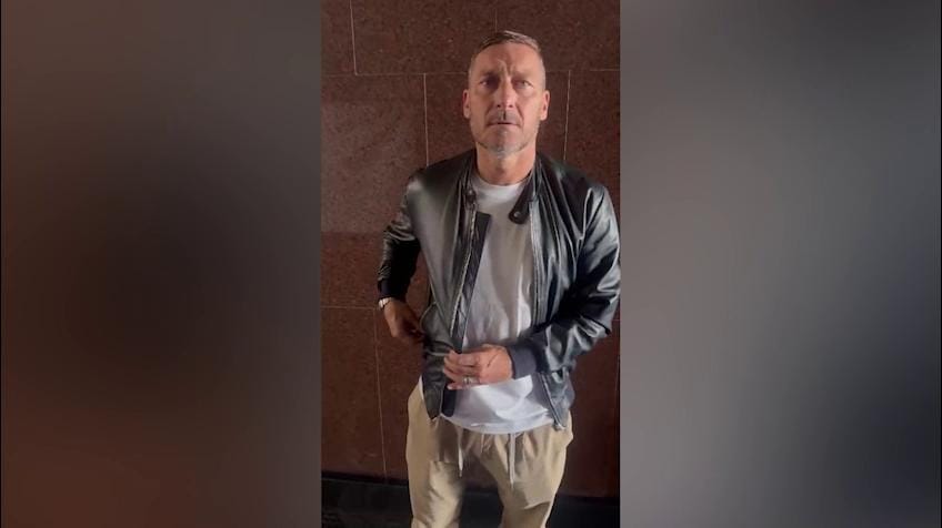 Virtus Roma, Totti e Fiorello pronti per i playoff: il video virale