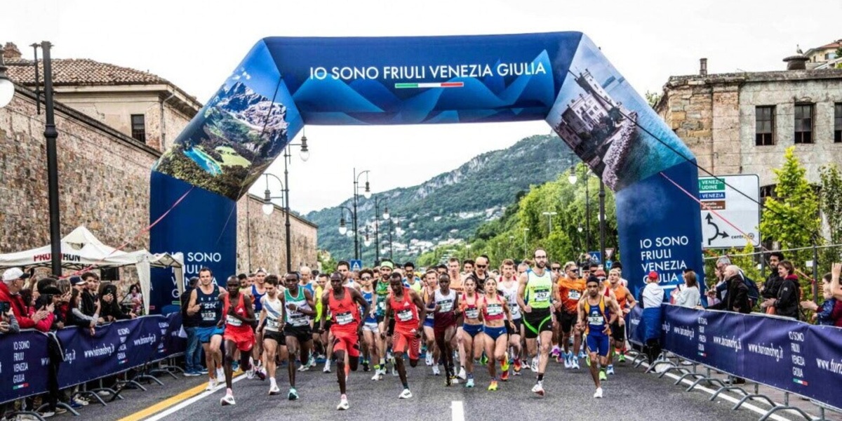 22^ Rosso Corri Trieste, con 28'04" è la gara da 10km più veloce d'Italia