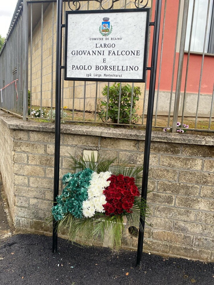 Riano intitola Largo Monte Chiara a Falcone e Borsellino