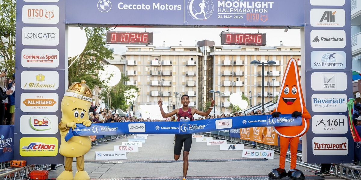 L’azzurro Eyob Faniel e la keniana Ruth Gitonga vincono la mezza maratona ‘al chiaro di luna’ di Jesolo