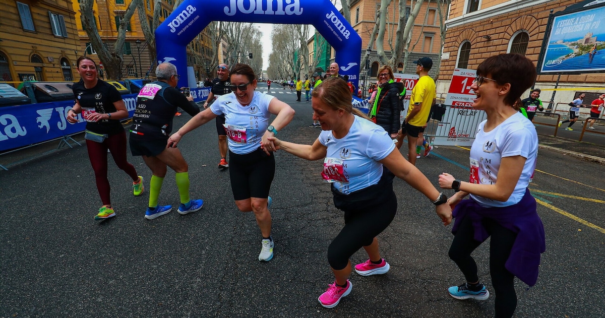 Run Rome The Marathon, aperte le iscrizioni della staffetta Run4Rome