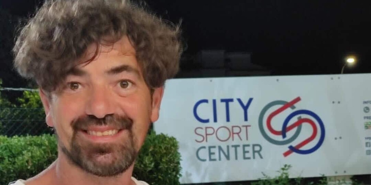 Addio a Gianfranco Butinar: morto a 51 anni l'attore e imitatore