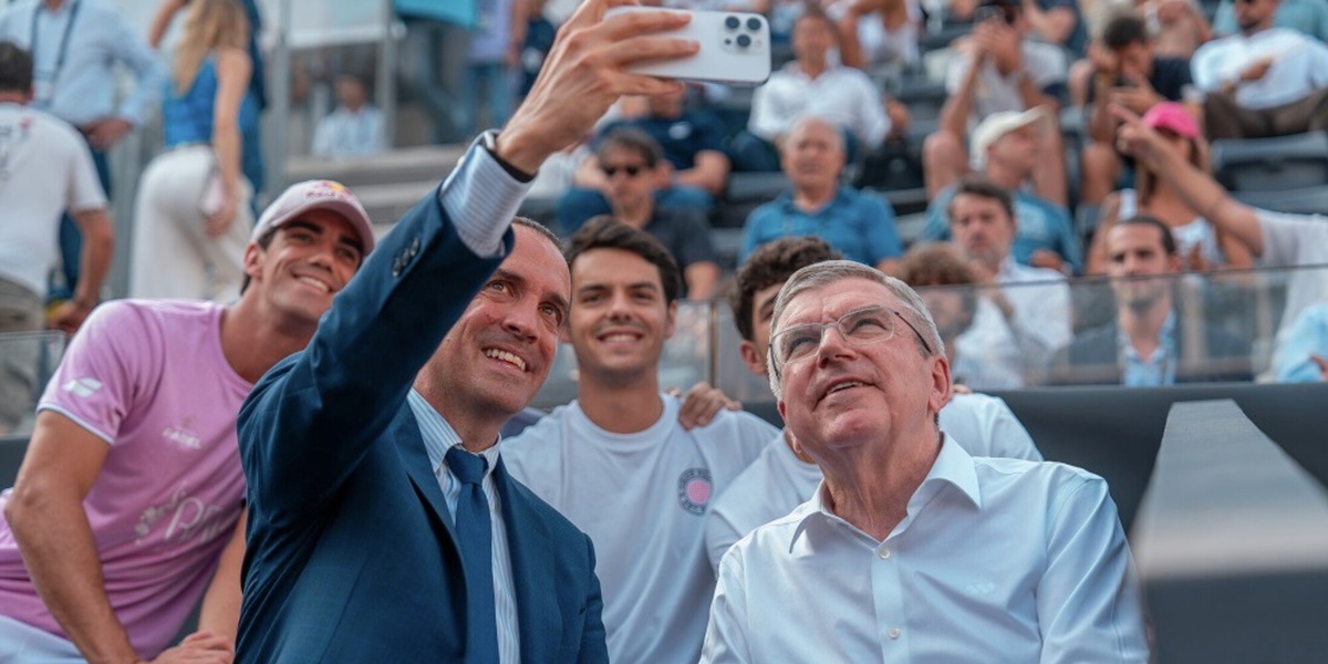 Il presidente del Cio Thomas Bach sul Centrale del Foro Italico con il Presidente Luigi Carraro