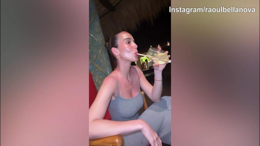 Lady Bellanova, drink in mano: "Senti che sound..."