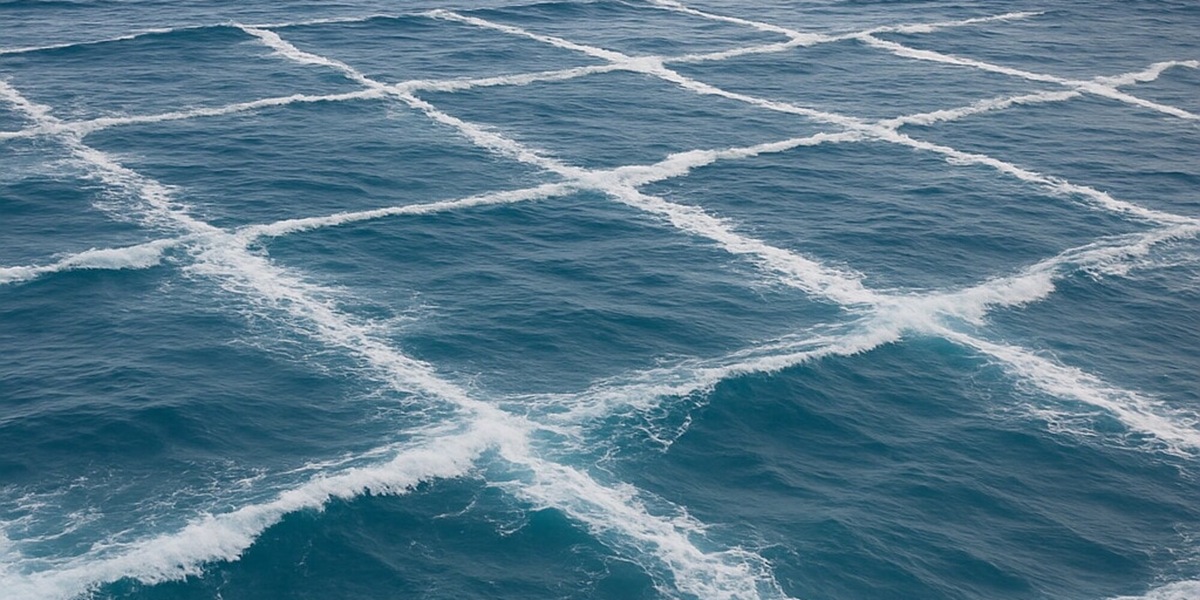 Se vedete le onde quadrate in mare scappate: ecco perché sono così pericolose