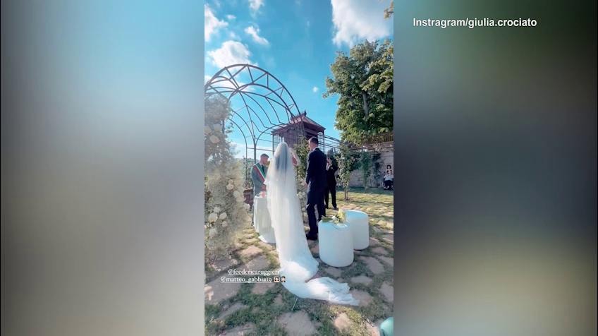Milan, Gabbia si sposa: ecco il bacio
