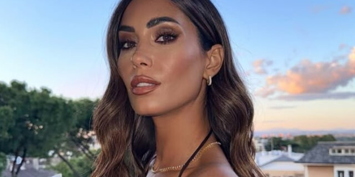 Federica Nargi e il libro per le vacanze, Matri la prende in giro