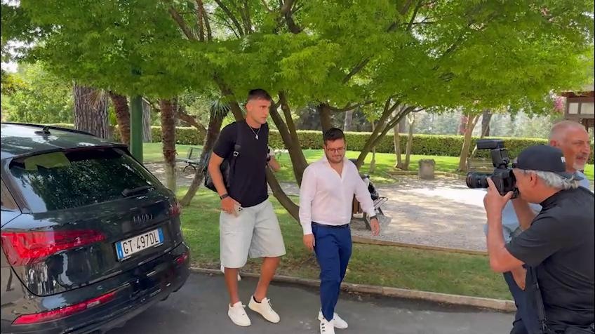Napoli, visite mediche per Lucca a Villa Stuart