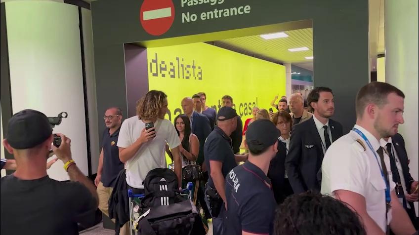 Roma: l'arrivo a Fiumicino di El Aynaoui