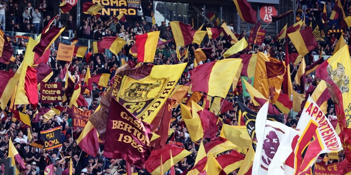 Roma, abbonamenti per le coppe: numeri record, ora la vendita libera