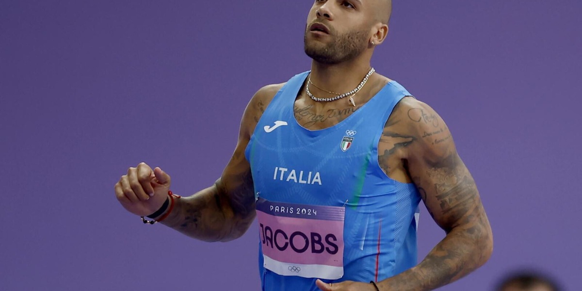 Jacobs, ancora uno stop. Mondiali a rischio e la distanza con la Fidal aumenta