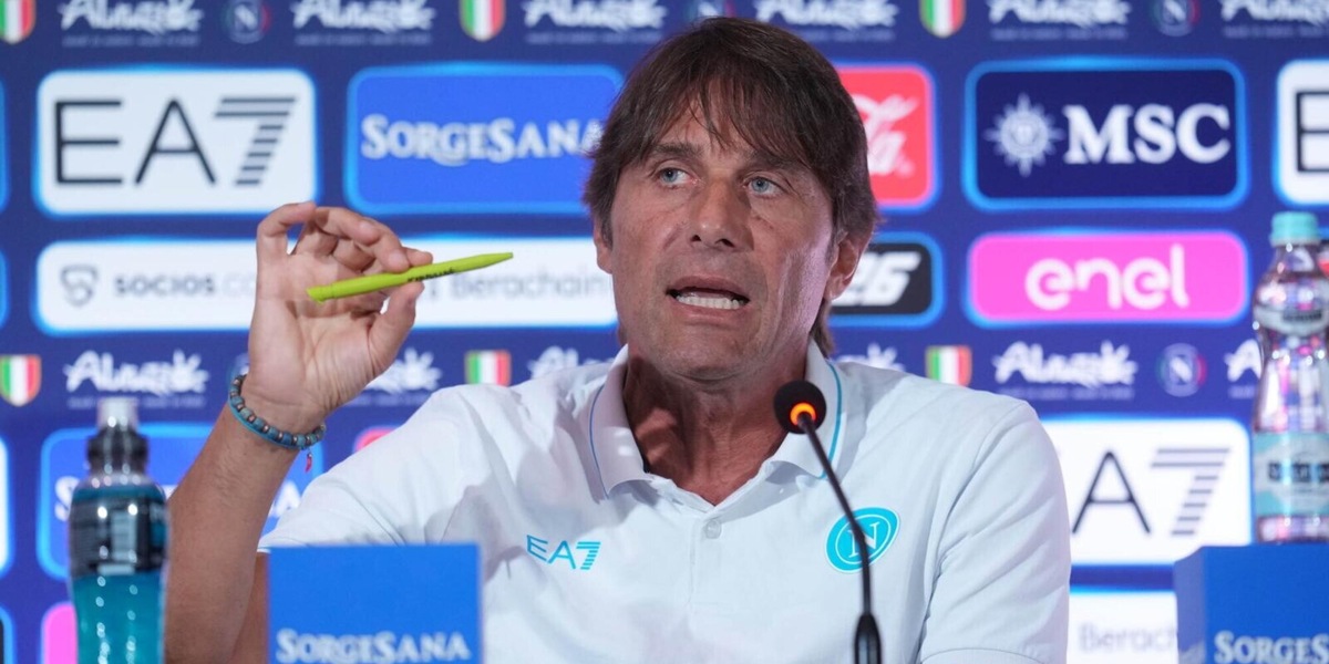 Conte prima di Sassuolo-Napoli: "Scudetto? Siamo tra i favoriti, ma attenzione. Lukaku ko? Niente alibi, cerchiamo altre soluzioni"