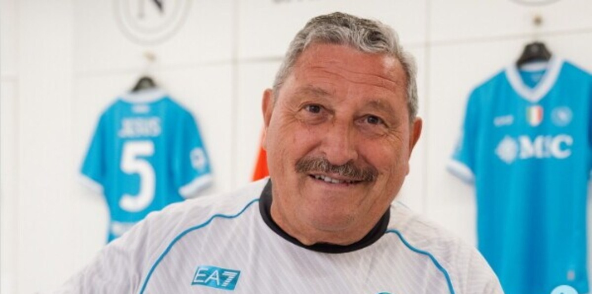 Napoli, lo storico magazziniere Tommaso Starace torna al Maradona: "Non esiste senza di lui"