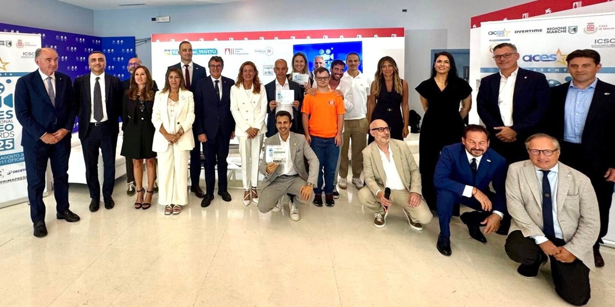 Il Comune di Napoli premiato all'"Aces International Video Award" alla Mostra del Cinema di Venezia