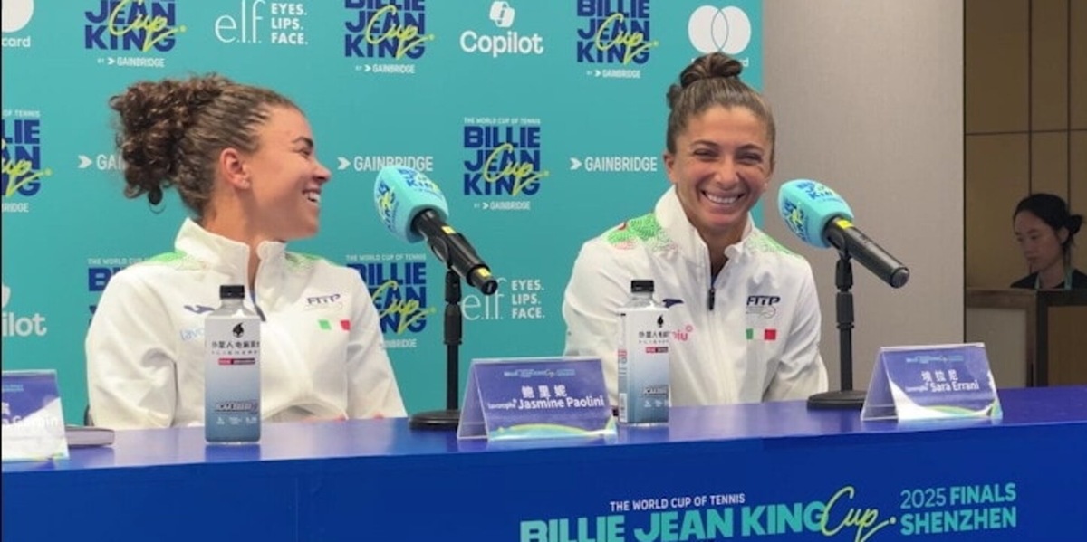 Sara Errani e Jasmine Paolini, che siparietti in conferenza: "Ora che me lo hai detto..."