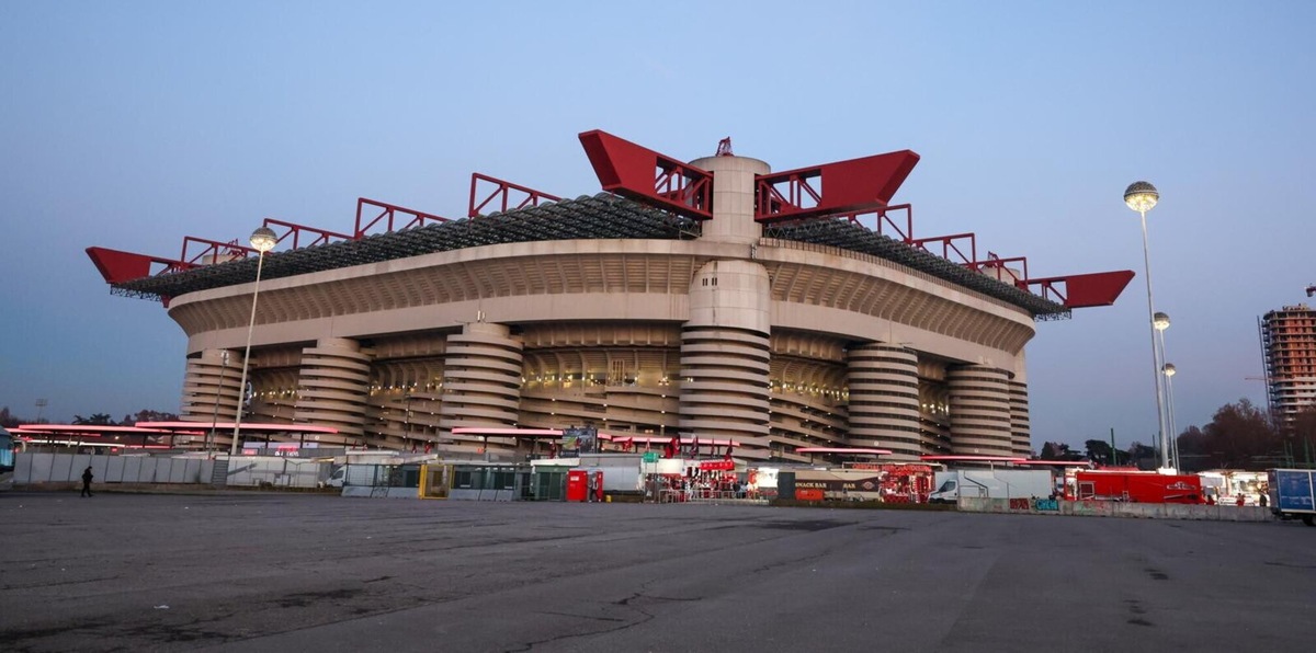 San Siro, la Giunta del Comune di Milano ha approvato la vendita dello stadio a Milan e Inter