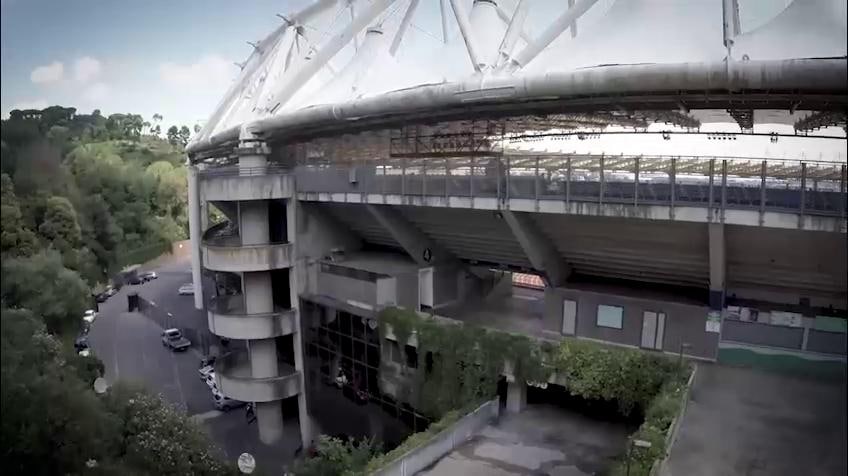 Derby, è la domenica di Lazio-Roma: in campo alle 12.30