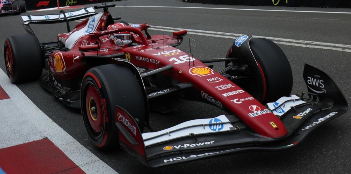 GP Baku, Formula 1: Verstappen vince, Sainz sul podio! Delusione Ferrari: Hamilton 8°, Leclerc 9°
