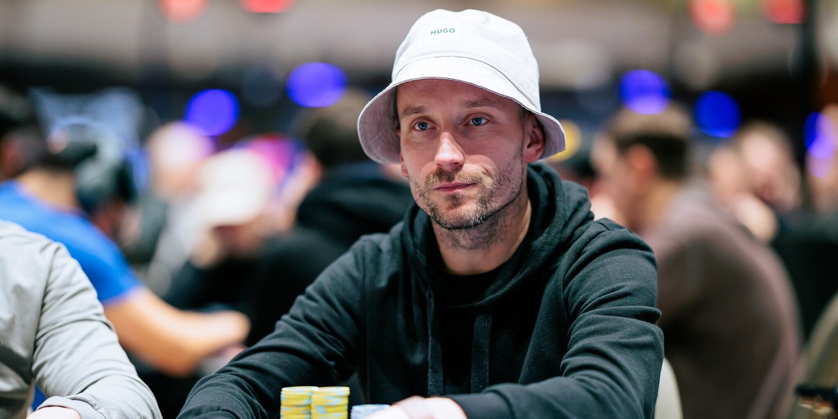 WSOPE 2025, il primo braccialetto è di Wojciechowski