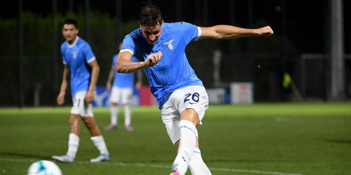 Lazio in emergenza contro il Genoa e Sarri pensa al rientro di Basic