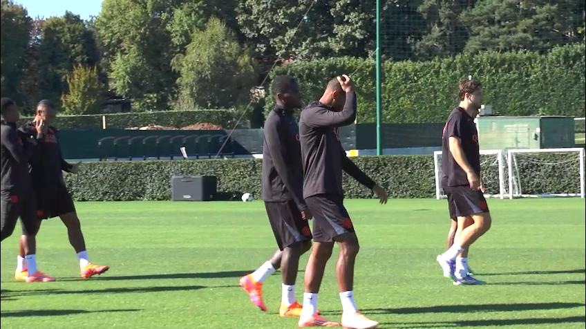 Inter, sorrisi e clima disteso: la rifinitura verso lo Slavia Praga