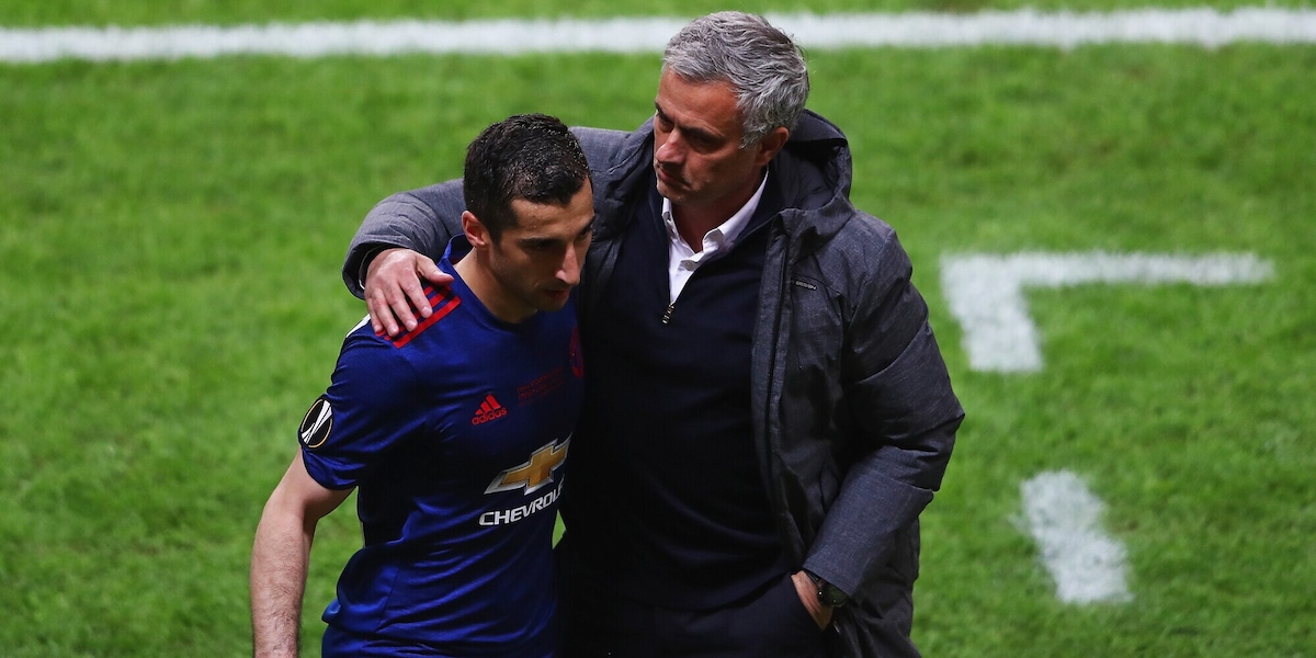 Il botta e risposta tra Mkhitaryan e Mourinho ai tempi dello United: cosa si sono detti e i messaggi su WhatsApp