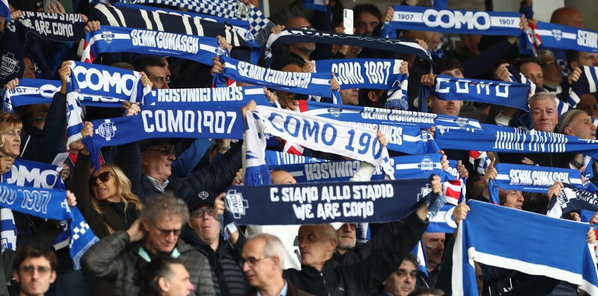 La protesta dei tifosi del Como nella sfida con la Juve: restano in silenzio per 15', ecco il motivo