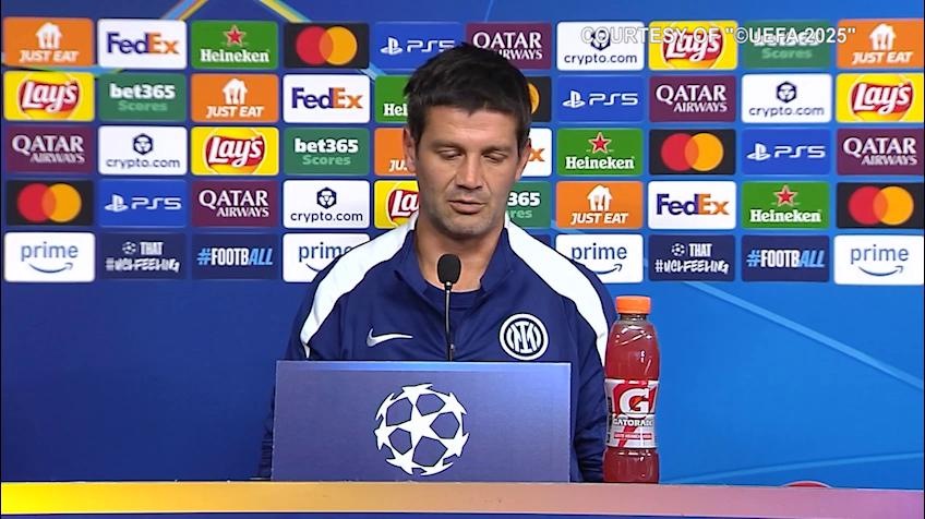 Chivu: "A testa alta durante la tempesta, poi torna il sole"
